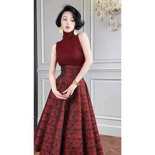 Vải Gấm hoa hồng 2023