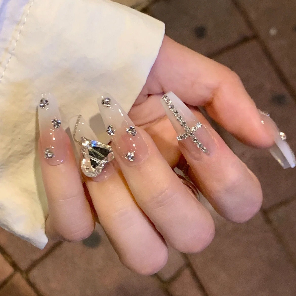 Ảnh 9 của Móng tay giả BEABIAI Nailbox thủ công tinh xảo, kiểu dáng mắt mèo, gắn charm sang chảnh