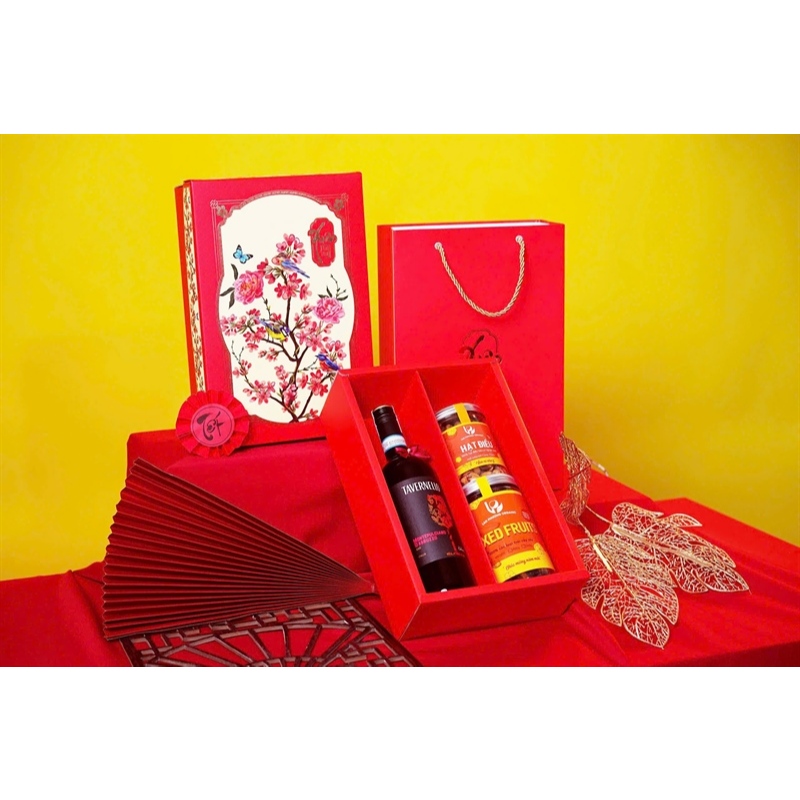 Hộp quà tết 2025, Én Xuân/ Hộp trung (33*22*10cm) - [Chỉ ship hoả tốc tại Hà Nội]  - bosuashop