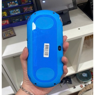 Máy chơi game PSVita2000