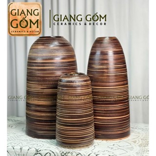 Bình Hoa Dáng Chuông Vân Ganh Thổ Cẩm cắm cành đào , mận , tuyết mai siêu mộc mạc