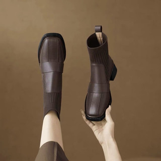  【ẢNH THẬT-Sẵn Giày boot nữ martin mũi vuông cổ chun phong cách mới Giày nữ đế vuông kiểu dáng độc lạ Thu Đông 