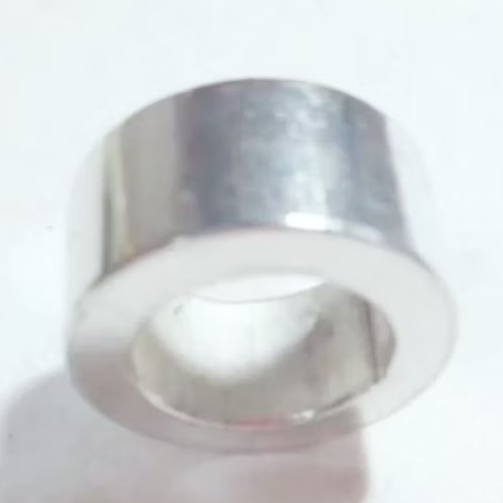 Cục canh đĩa tròn trước RS . xi
