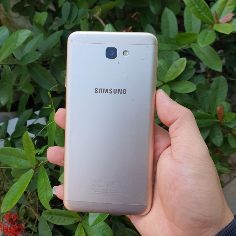 điện thoaih Samsung j7 prime cũ màn ám