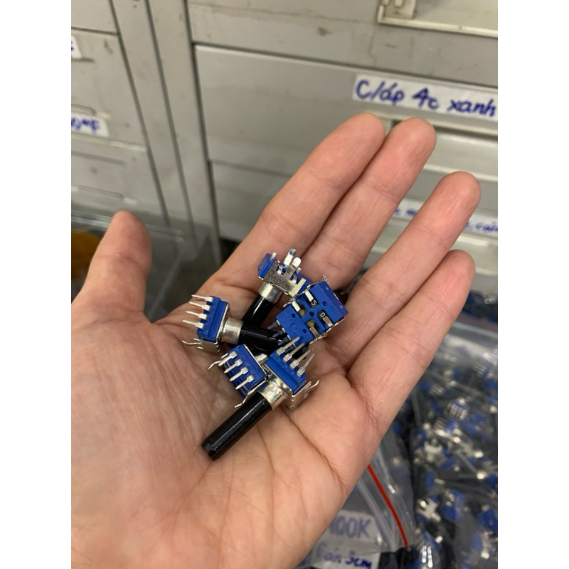 Set 3 cái chiết áp 50K - 4 chân vuông xanh cong cán vát dài