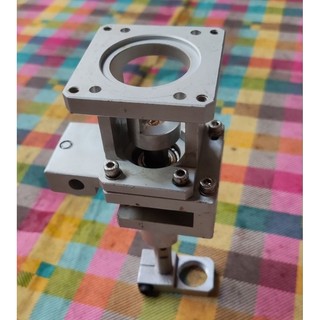 gá đỡ trục xoay 57