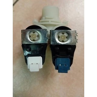 Van cấp nước đôi máy giặt Electrolux cửa ngang
