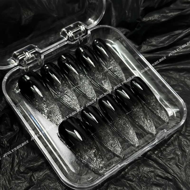 Nailbox đen ẩn pha lê JUNLY - nail box thiết kế móng giả tông đen ombre sang chảnh đơn giản 486