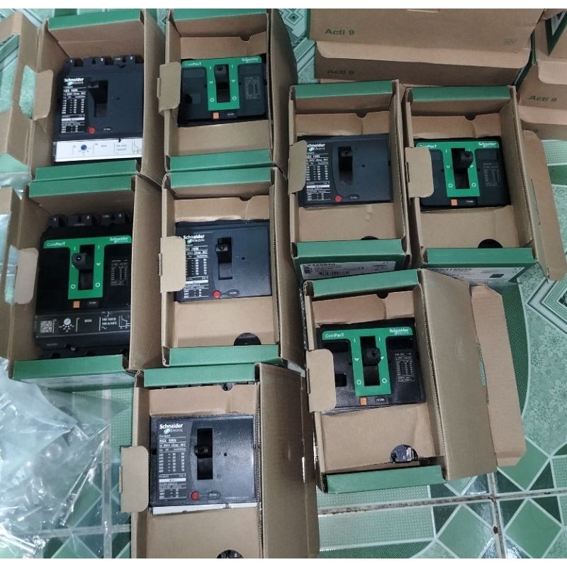 MCB 3p Schneider - Chint