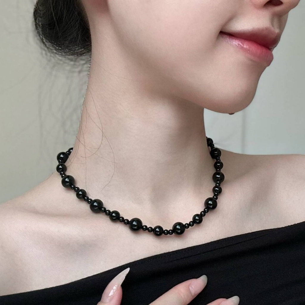 Vòng cổ chuỗi hạt đen D31