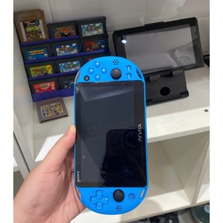 Máy chơi game PS Vita 2000