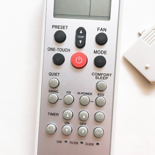 Điều khiển điều hòa Toshiba