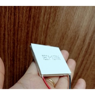 Chip Lạnh Của Cây Nước Nóng Lạnh