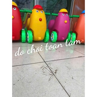 Xe Chòi Chân Giá Rẻ, Thiết Kế Sáng Tạo Và Thân Thiện Với Trẻ Nhỏ