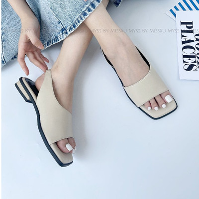 Giày sandal nữ MYSS bệt quai xéo khoét eo 1,5cm thời trang - SD300