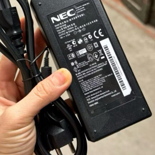 Cục sạc laptop Nec 19V-6.32A zin bóc máy dùng cho laptop Asus , Toshiba 19V 6.32A