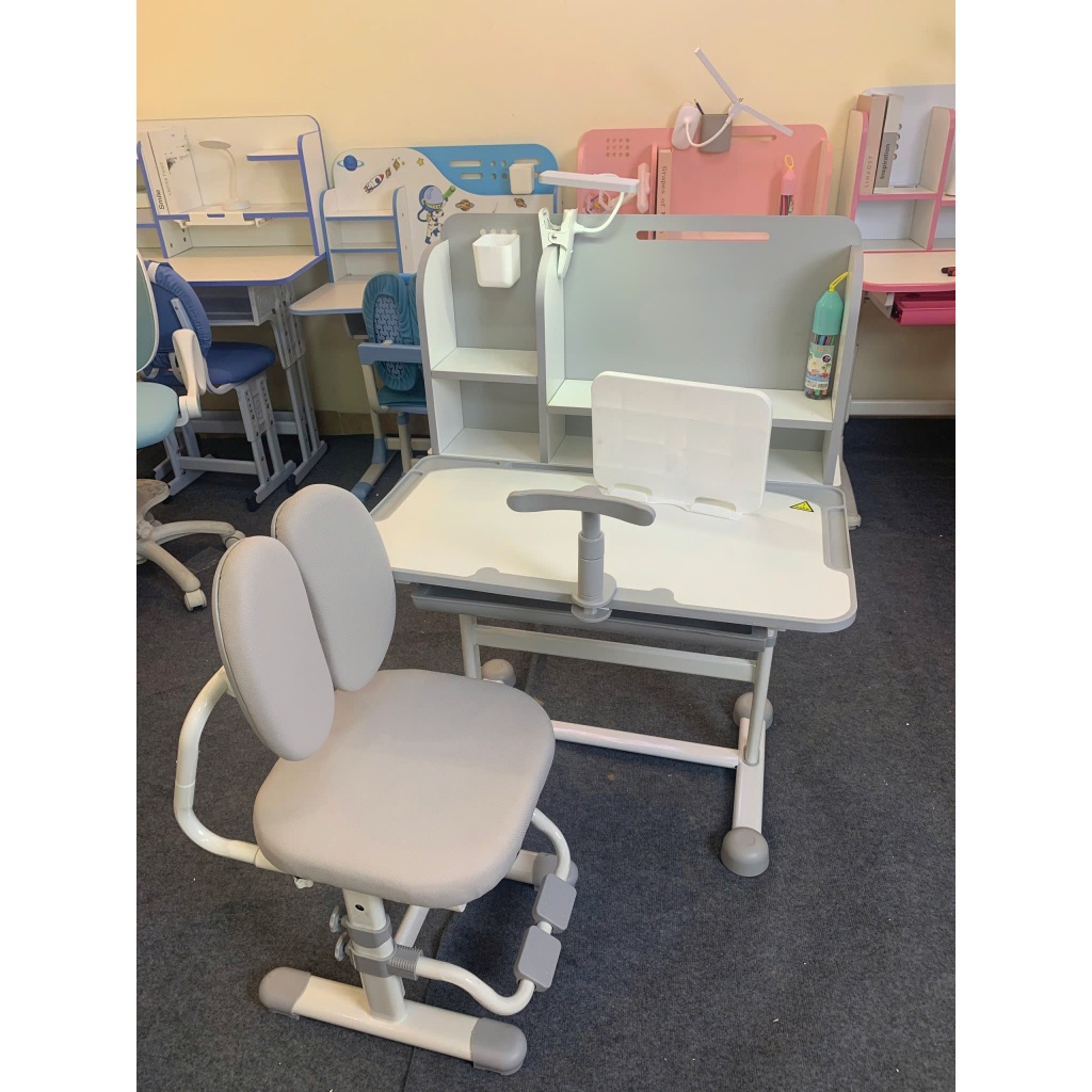 (Bản Đặc Biệt) Bộ bàn học cho bé Sakawin A16 Bàn học chống gù cho bé từ 3 đến 15 tuổi, Nâng hạ tay quay. | BigBuy360 - bigbuy360.vn