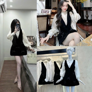 Set Yếm Nhung 2 Món Yếm Cổ V Đính Nơ Đen Nổi Mix Áo Voan Tơ Dài Tay Bồng