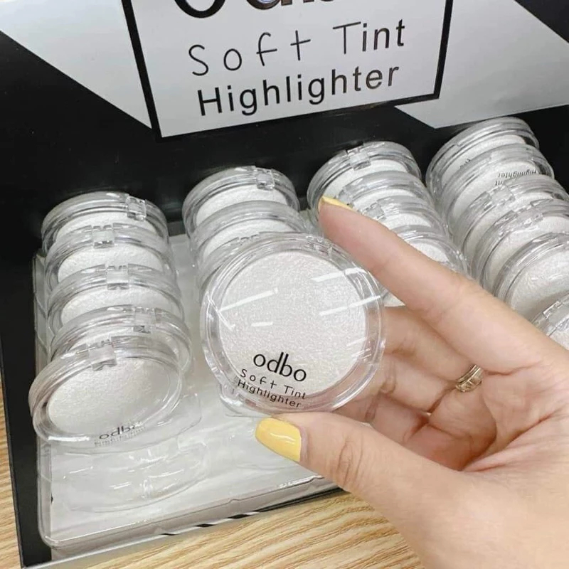 Phấn Bắt Sáng/Highlight Odbo Mặt Trăng Nhũ sáng,mịn ODBO Soft Tint Highlighter 4g