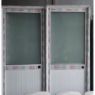 Cửa nhôm phòng ngủ 80x2m giá rẻ