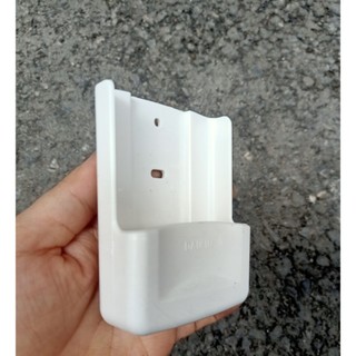 Giá đỡ điều khiển điều hòa