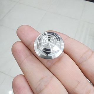 ốc salaya  mâm lửa nhỏ gắn ex150 , wave 2020 , sirius fi