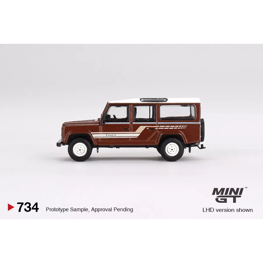 Mini GT #734 Land Rover Defender 110 1985 County Station Wagon LHD