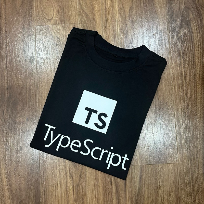 Áo thun typescript mẫu 03