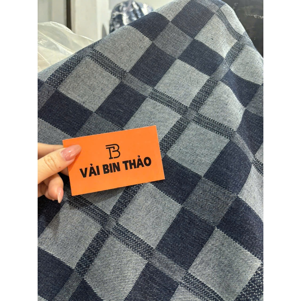 JEANS KẺ CARO