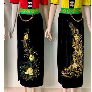 Chân váy Nhung đen có hoa ( Kèm đai ) . ảnh thật 100% shop tự chụp