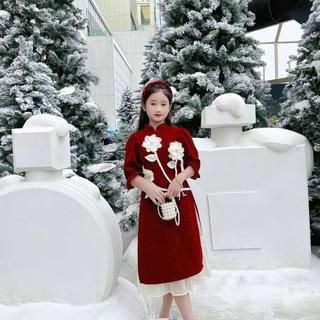  Sét áo dài cách tân nhung tay lỡ phối ba bông hoa trắng nổi+ kèm chân váy tơ lụa dáng xoè 2 lớp+ bờmcho bé gái từ 8-30kg 