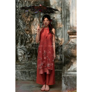Set Áo Dài Yếm Sơn Mài - Lengdeng.Collect | Áo dài yếm dáng suông cách tân tà kép màu đỏ phối hoa Lèng Dèng