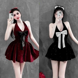 Đầm Yếm Nhung Kim Tuyến Đính Nơ To Dáng Ngắn Xoè Có Lót Quần