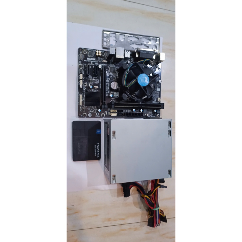 Combo Main h81 + Cpu 3250 + Ram 4 Gb + Ssd 128 gb + Nguồn + Chặn main