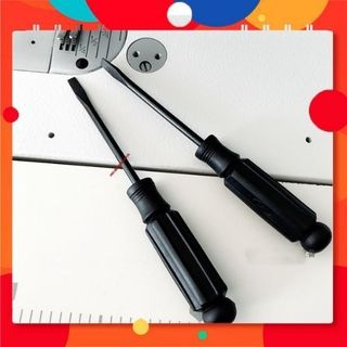 Tô vít 2 cạnh máy may ( tô vít me đen bé 8,5 cm và 13 cm)
