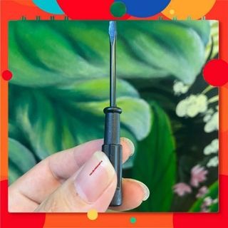 Tô vít 2 cạnh máy may ( tô vít me đen bé 8,5 cm và 13 cm)
