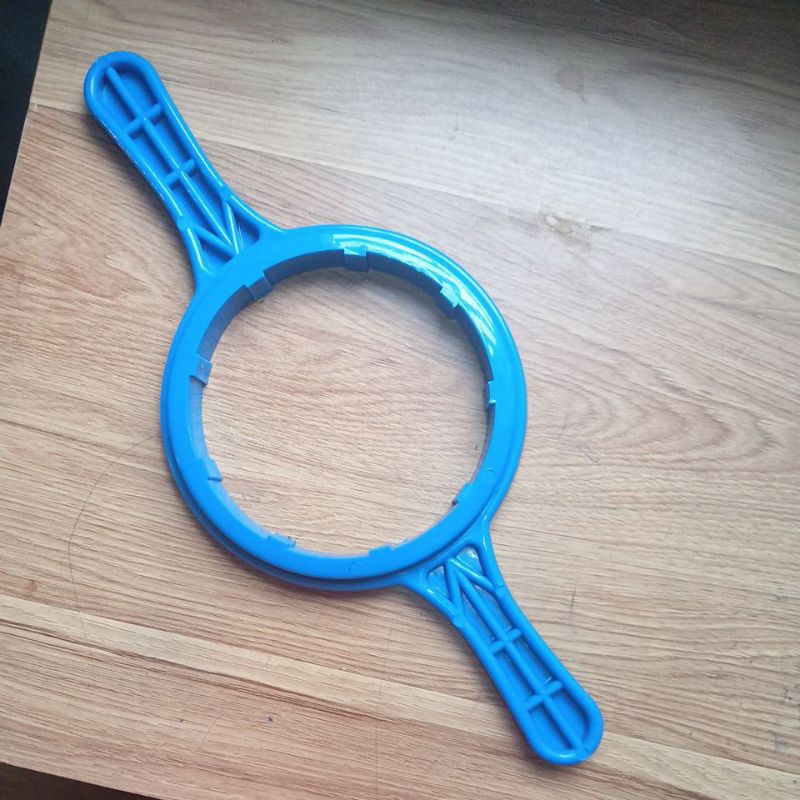 1 cây mở nắp bình 20l phi 110