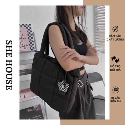 Túi tote vải phao cá tính và nổi bật kèm móc khóa ngẫu nhiên