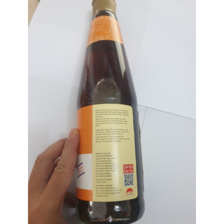 Dầu mè nhãn hiệu lee kum kee chai 750ml