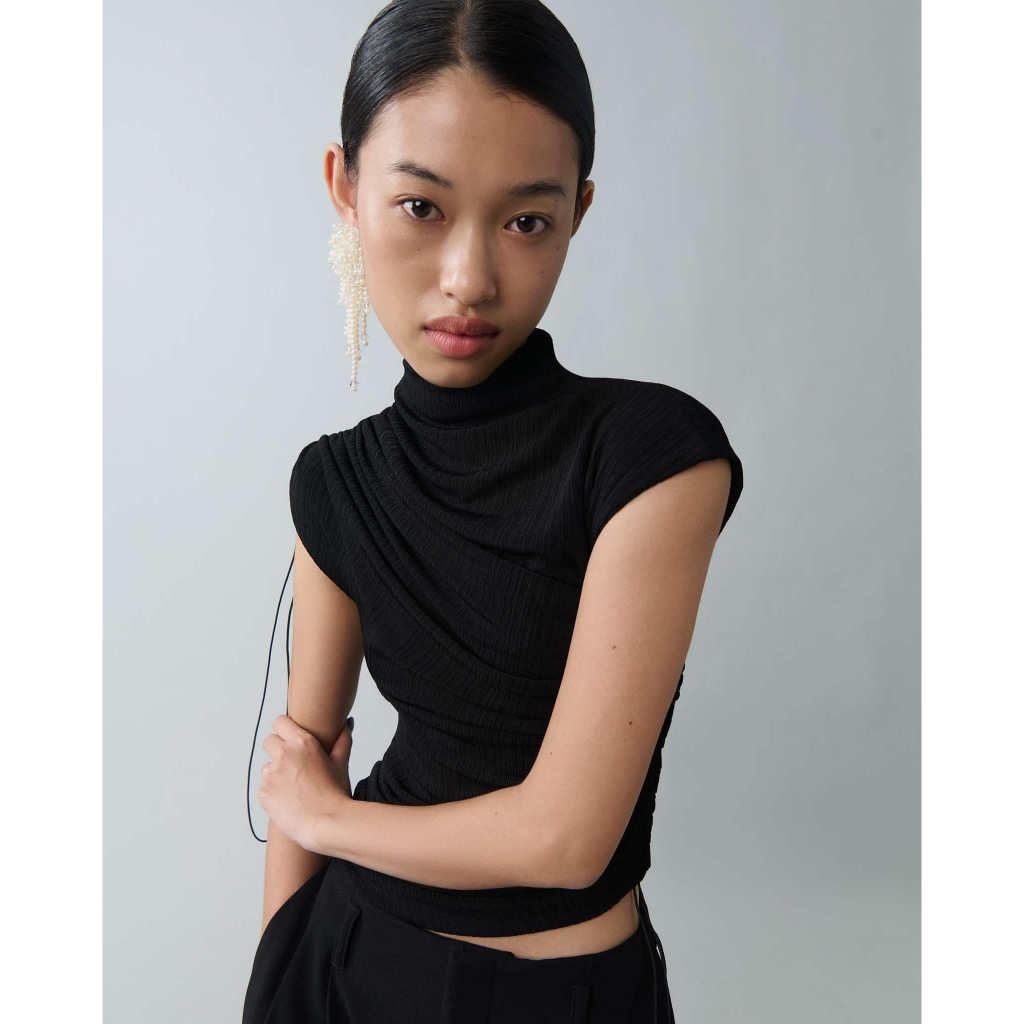 /ou'ba:d/ - ÁO THUN ĐEN SỌC ẨN tay ngắn, rút eo và sườn, form ôm người S/M/L