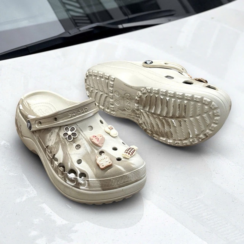 sục croc mẫu mới xịn xò