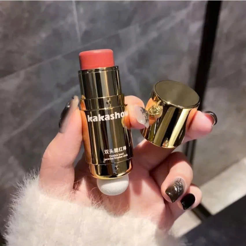 phấn má hồng đa năng dạng thỏi KAKASHOW - Phấn má hồng dạng thỏi KAKASHOW  mịn lì.