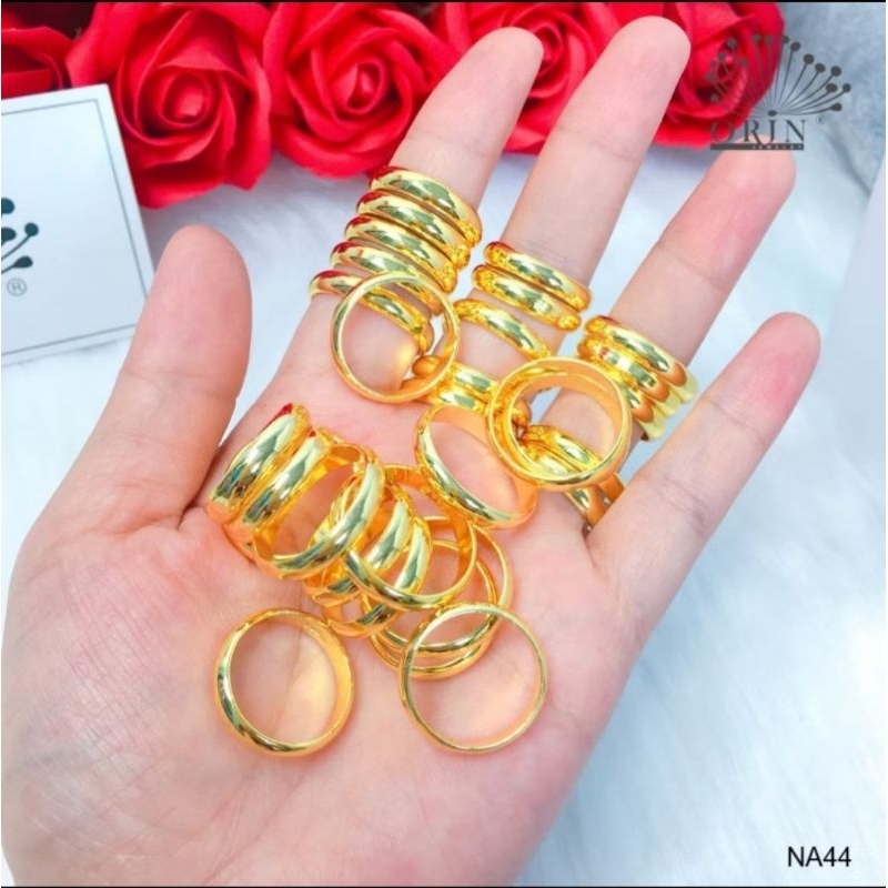 Nhẫn vàng trơn 1 chỉ, 2 chỉ đóng mộc 9999 có hộp đủ size cho nam và nữ [ Hộp 1 cái]