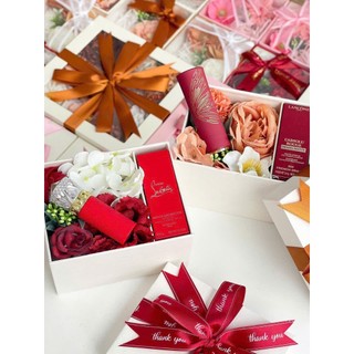 ( Lưu Ý Kích Thước Hộp Quà)  Hộp Hoa Lụa Đựng Son Thỏi 9,5c x 12 x 7cm