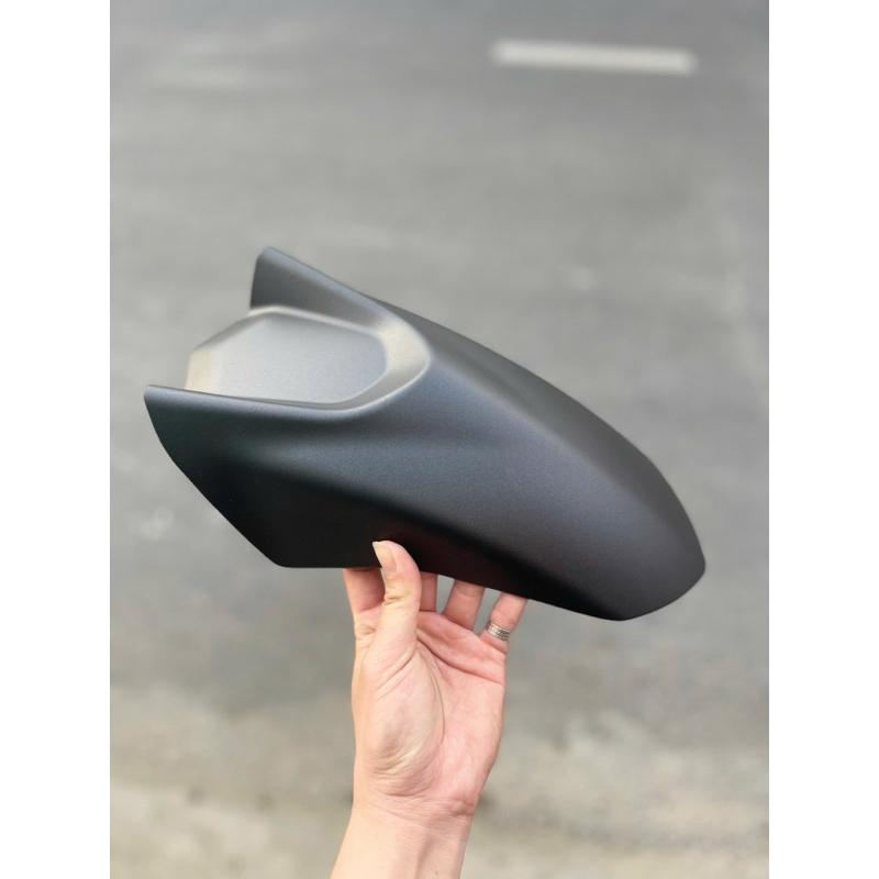 Dè chắn bùn trước xe NVX V1,V2.