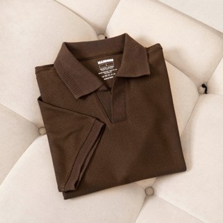 Áo thun polo nam REBO cổ chữ V chất vải dệt họa tiết xương cá cao cấp - MANDINNI