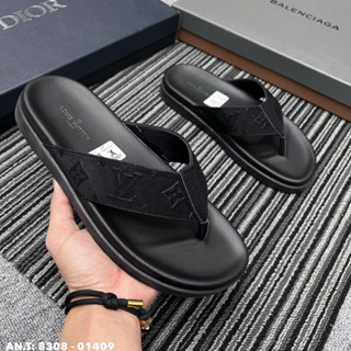 Dép tông xỏ ngón boy phố có hoạ tiết vân logo màu đen đế cao su có hộp thời trang BTSHOP