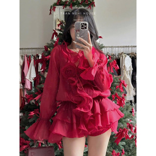 ĐẦM MIDI ĐỎ CỔ BÈO TRẮNG NÚT KÈM CÀI TÓC