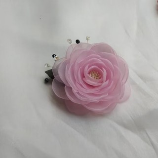 Hoa cài áo handmade Canto màu hồng phấn