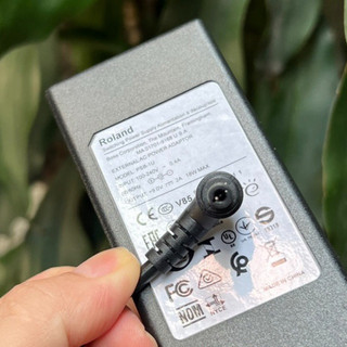 Dây nguồn 9v 2a đàn Roland